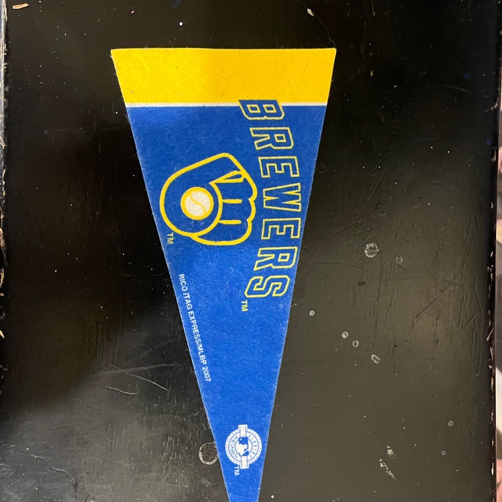 Brewers Blue and Yellow Pennant